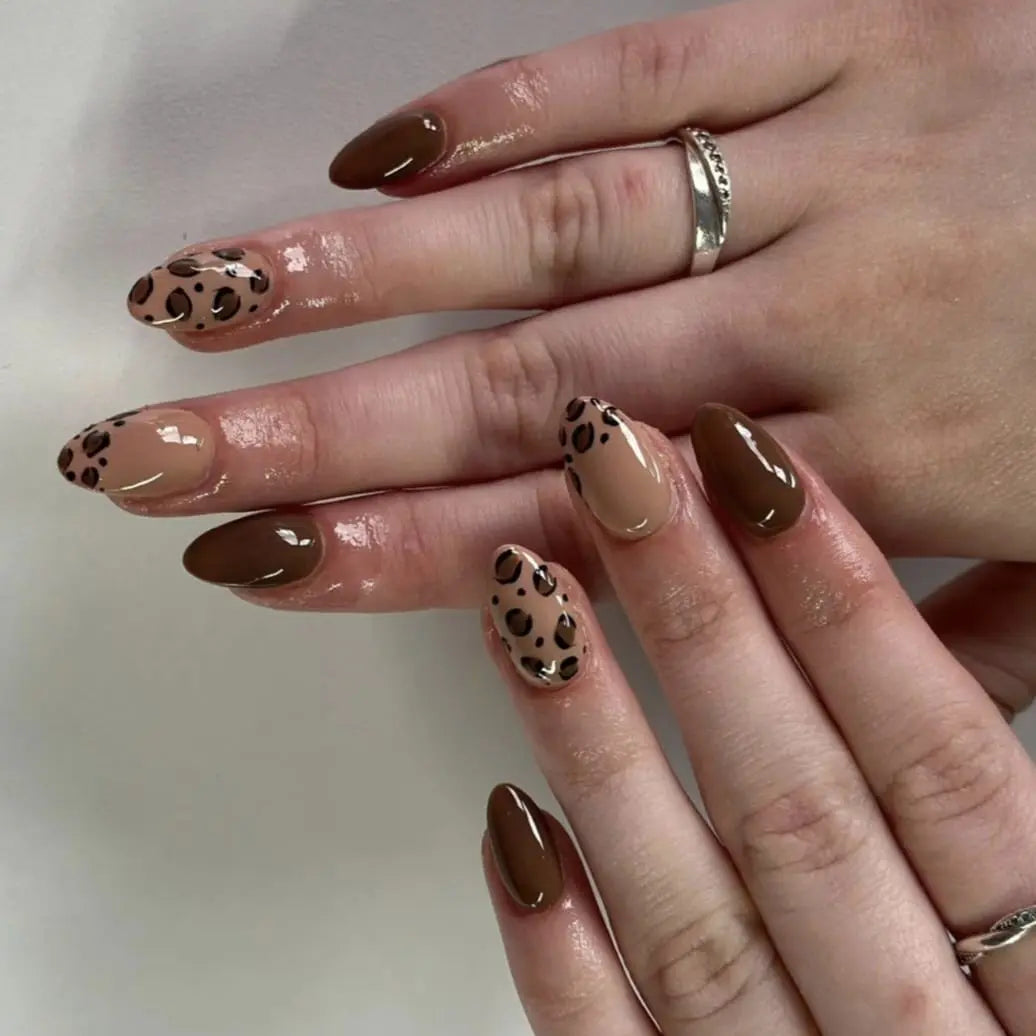 Coffee Bean - UGGP-A0478 Urban Graffiti Gel Polish 15ml   Naio Nails