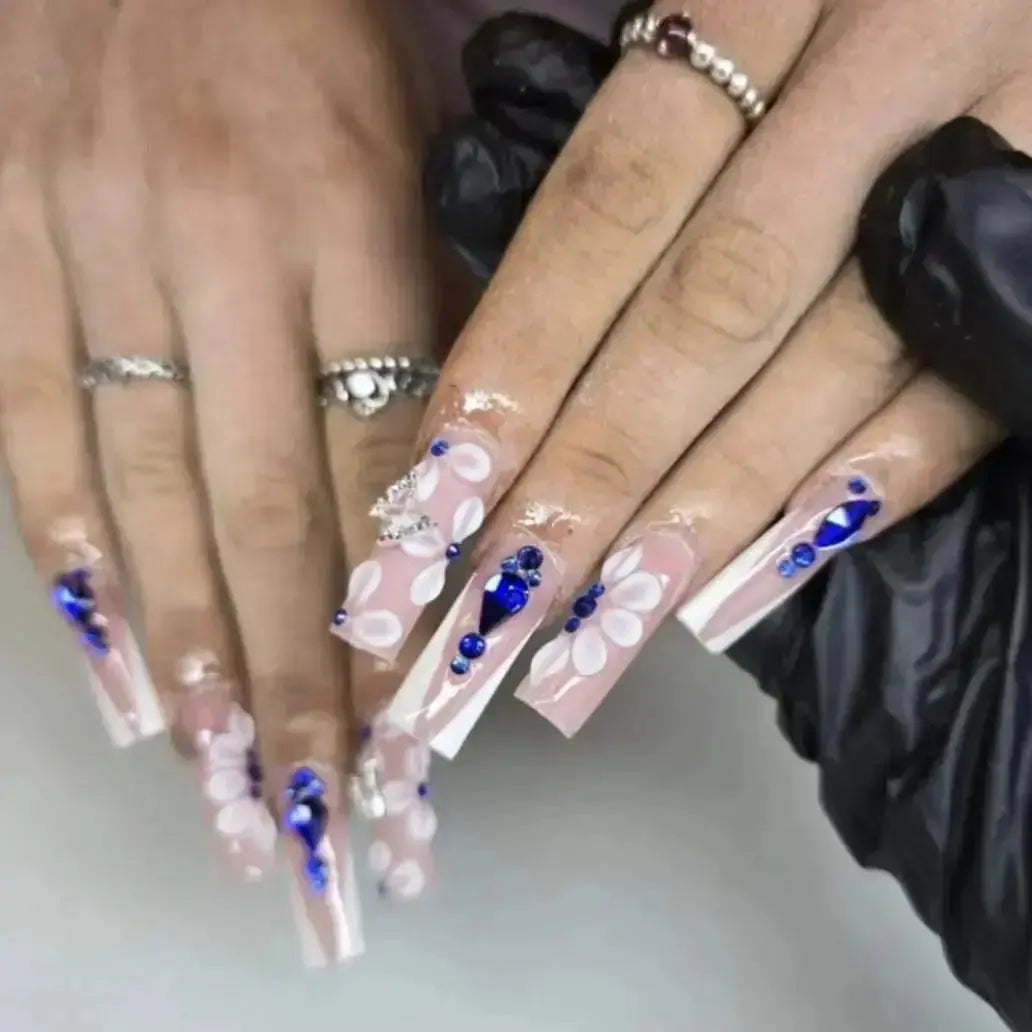 Snow White - UGGP-A0001 Urban Graffiti Gel Polish 15ml   Naio Nails