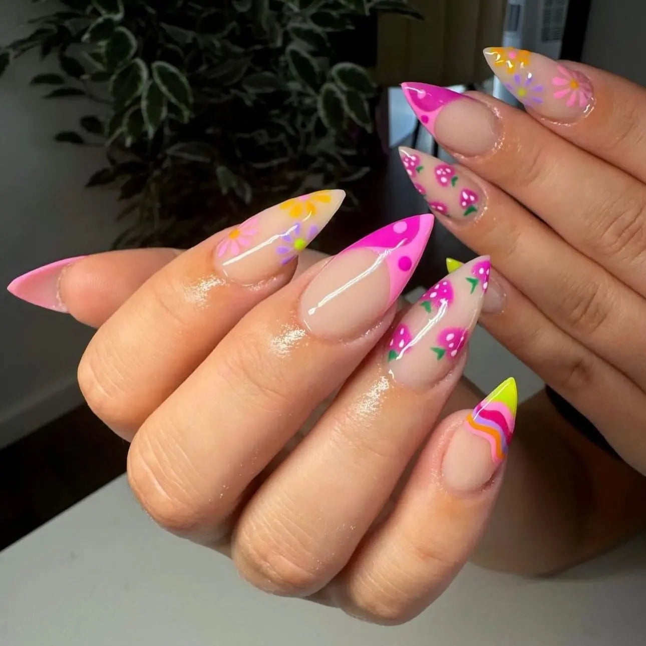 Soft Beige Cover Pink Acrylic Powder 12g - 195g   Naio Nails